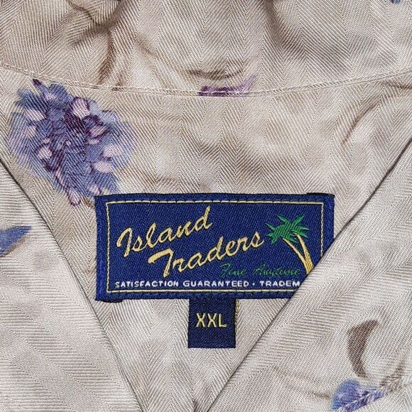 Island Traders Floral Button Down Short Sleeve Top NWT - Picture 5 of 9